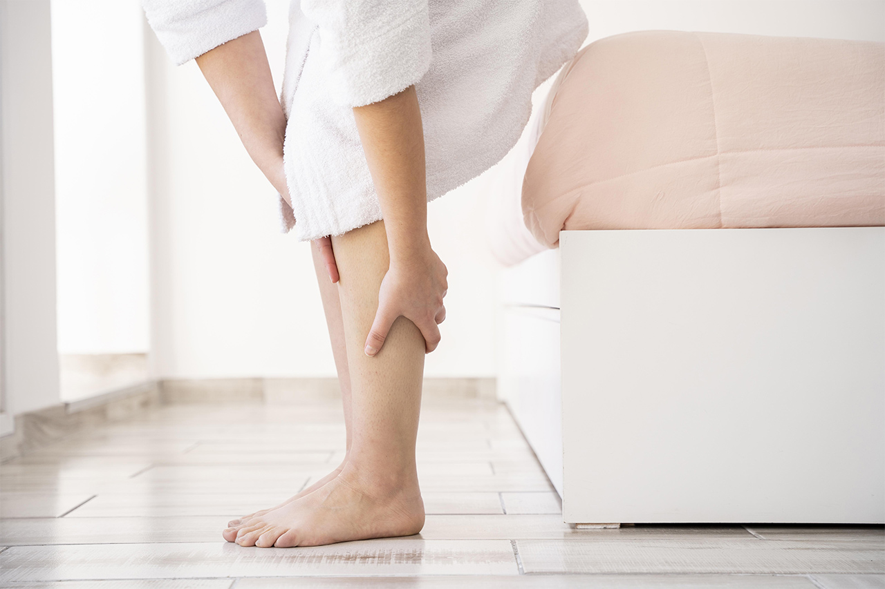 Bolesne skurcze nóg w nocy – jak im zapobiegać?